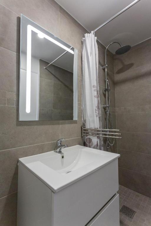 Alizea Hotel 2*